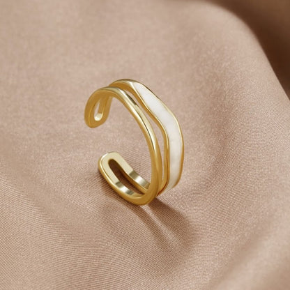 Gouden Sculpturale Wikkel Ring